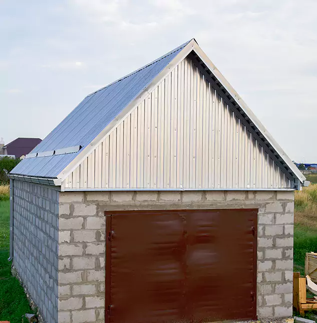 Trusted Garage Roof Repair Company: Keeping Santee, CA Properties Sealed and Secure