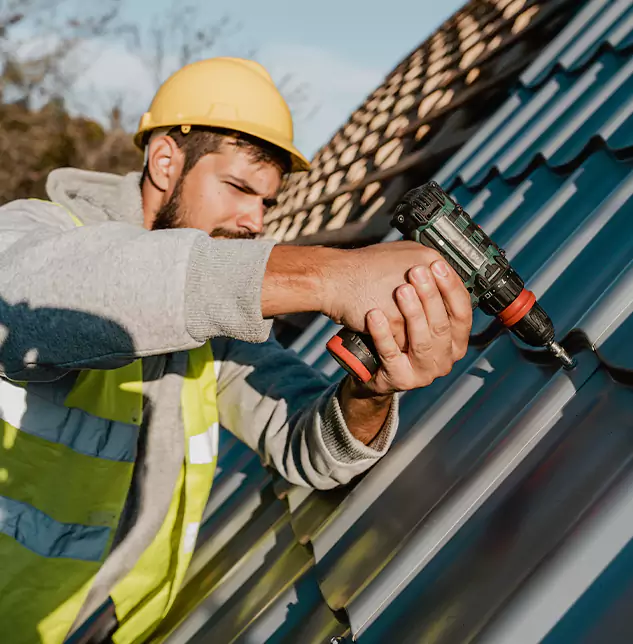 Santee Homeowners Count on Roofing Work Experts for Steel Roofing Excellence
