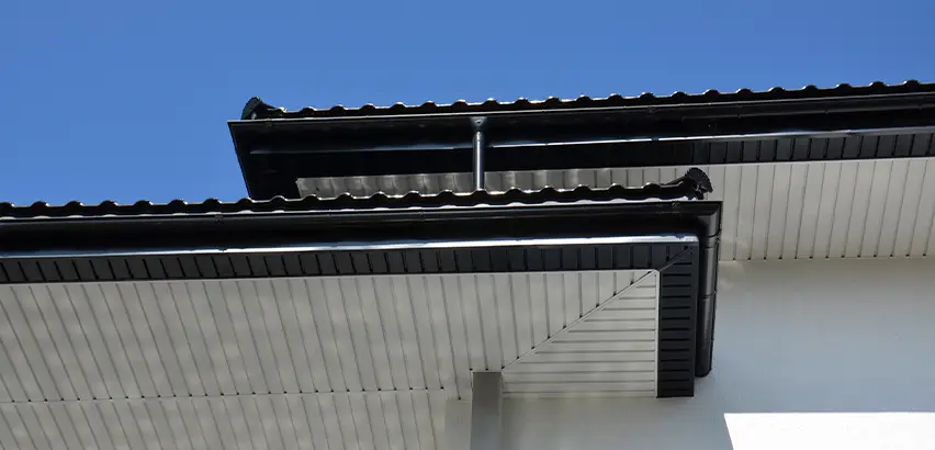 Roof Overhang Repair in Santee