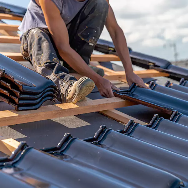 Why Santee, CA Homeowners Choose Roofing Work Experts for Hail Damage Repairs?